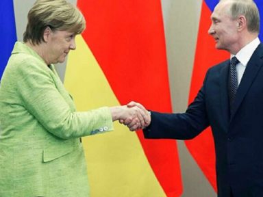 Putin e Merkel tratam de parceria na produção de vacina contra a Covid