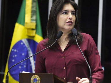 “Bolsonaro é o pior presidente da história do Brasil”, diz Simone Tebet