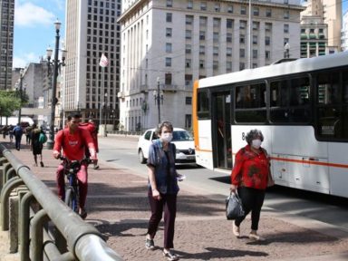 Ministério Público de SP aciona Justiça contra fim do transporte gratuito para idosos