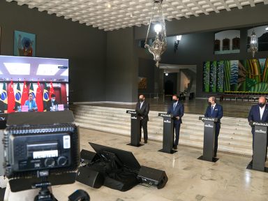 Doria denuncia parasitismo de Bolsonaro e esclarece: SP conduz as negociações da CoronaVac com a China