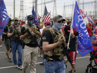FBI alerta para atos de grupos armados em 50 Estados dos EUA