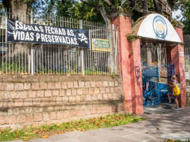 Escolas fechadas, vidas preservadas?