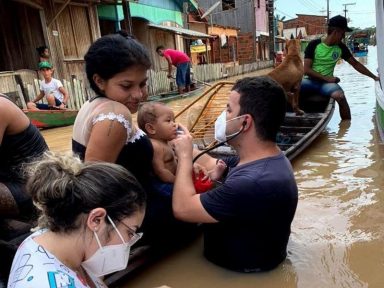 Perpétua Almeida propõe auxílio emergencial para atingidos por enchentes no Acre