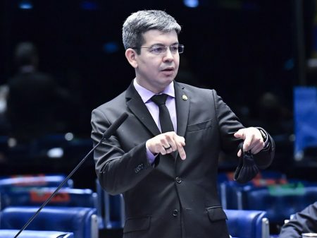 Crime de Daniel contra a Constituição não é passível de indulto, argumenta ação da Rede