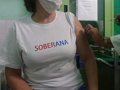 Vacina cubana Soberana 2 entra na última fase de testes