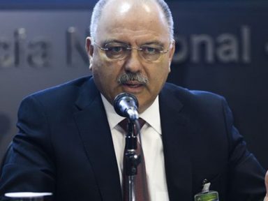 “As Forças Armadas não vão para a rua defender politicamente ninguém”, diz general Etchegoyen