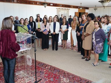 Câmara pauta para esta terça-feira projetos da bancada feminina