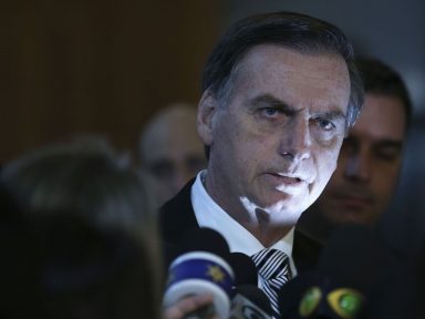 Cartazes escancaram a carestia de Bolsonaro