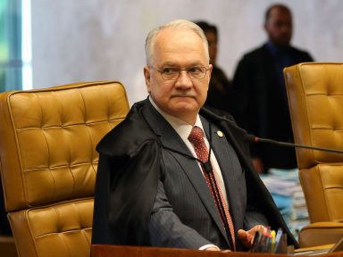 “Democracia brasileira está sob ataque”, adverte Fachin