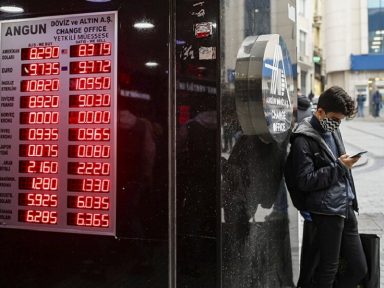Chefe do BC da Turquia é demitido de imediato após aumentar taxa de juros
