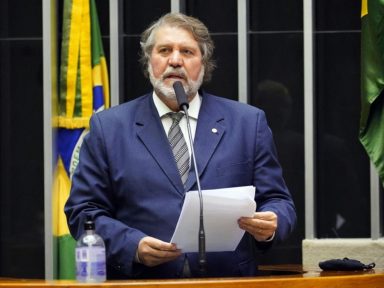 Renildo: “golpe de 64 manchou a história nacional com opressão e mortes”