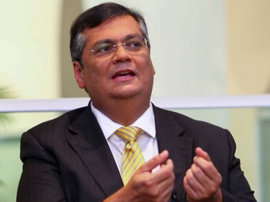 Governador do RS comemora volta do PSDB ao governo de Flávio Dino