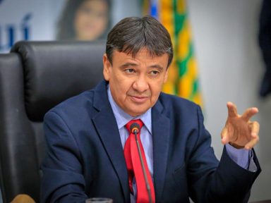 ‘Bolsonaro impôs mudança no ICMS para seguir aumentando gasolina’, denunciam estados