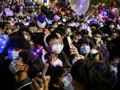 Depois de controlar pandemia, China é o único grande país a ter crescimento em 2020