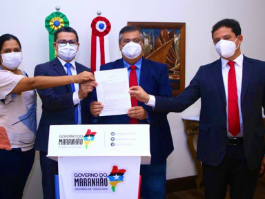 Flávio Dino anuncia a compra de 4,5 milhões de doses da vacina Sputnik V