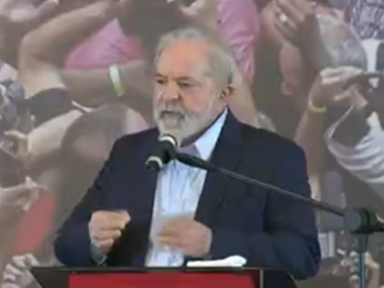 Lula agradece a Edson Fachin e diz que “o Brasil está sem governo”