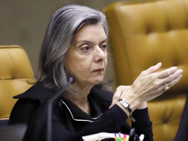 Supremo envia notícia-crime contra Salles à PGR: “gravidade incontestável”