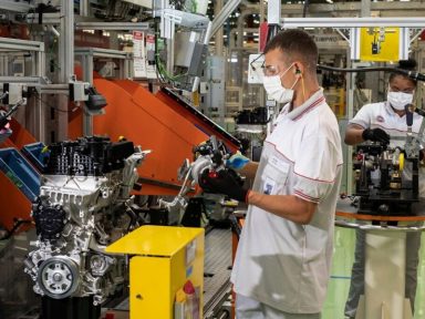 Sem peças para produção, Fiat dá férias coletivas a 1900 funcionários em MG