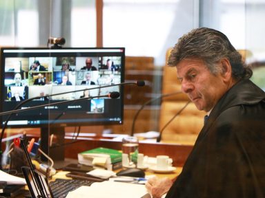 Com voto do relator contra aglomerações nas igrejas, STF suspende julgamento