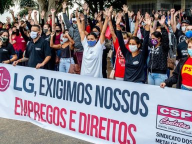 Trabalhadores entram em greve contra demissões após LG anunciar fim da produção