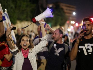 Milhares protestam contra violência que atinge palestinos em Jerusalém