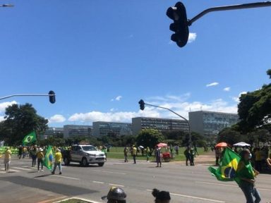 Fracasso: famílias não aparecem na “Marcha da Família Cristã pela Liberdade”
