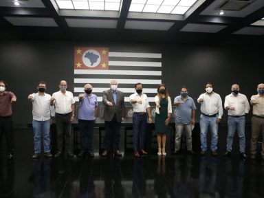 Veto da CUT a Doria no 1º de Maio é ajuda a Bolsonaro
