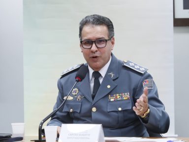 “Policiais perderam mais com Bolsonaro do que nos últimos 10 anos”, diz deputado Capitão Augusto