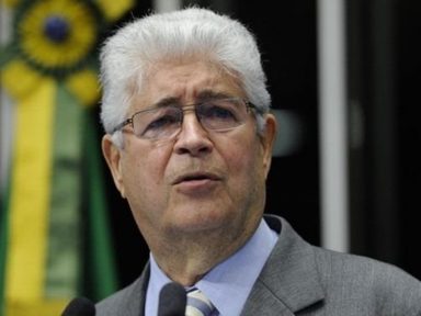 Requião se declara “chocado” com adesão de Lula à privatização da Caixa e Eletrobrás