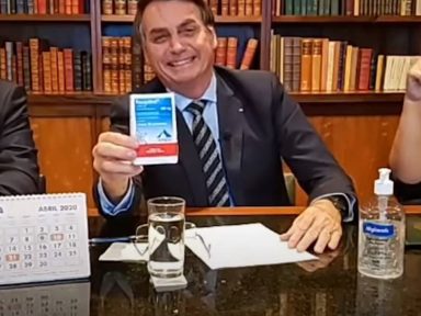 YouTube remove 12 vídeos de Bolsonaro por defesa da cloroquina