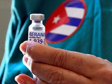 Acordo Argentina-Cuba vai acelerar produção da vacina Soberana
