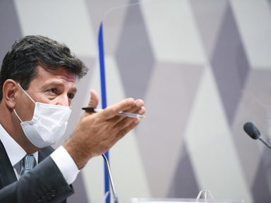 Em carta, Mandetta cobrou de Bolsonaro apoio às medidas contra o vírus e advertiu sobre colapso na saúde