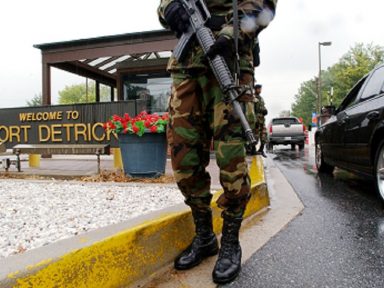 China pede que OMS investigue laboratório de Fort Detrick em busca da origem da Covid-19
