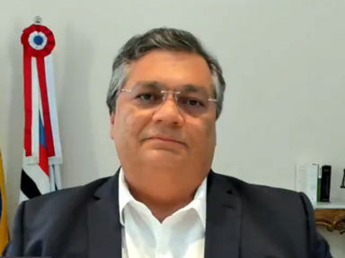 “São inúmeras as ilegalidades cometidas por Bolsonaro e Pazuello”, diz Flávio Dino