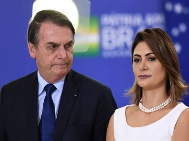 Aras nega investigar Bolsonaro pelos R$ 89 mil de Queiroz na conta de Michelle