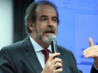 Paulo Cesar Ribeiro Lima fala sobre a destruição da Petrobrás