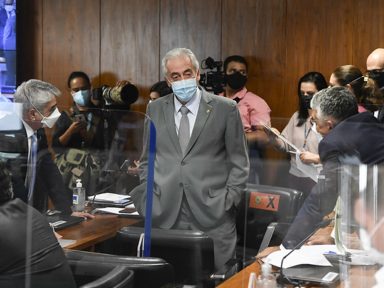 Otto: “vou continuar defendendo o país dessa insanidade que é o ‘tratamento’ precoce”