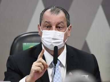Aziz sobre compra suspeita da Covaxin: “denúncia mais grave da CPI até agora”