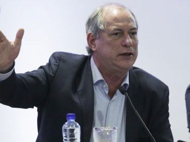 Ciro: “500 mil vidas brasileiras não ficarão impunes”