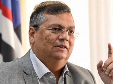 Dino ressalta papel histórico do PCdoB ao pedir desfiliação do partido