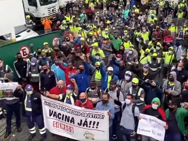 Trabalhadores da limpeza urbana fazem paralisação por vacina em São Paulo