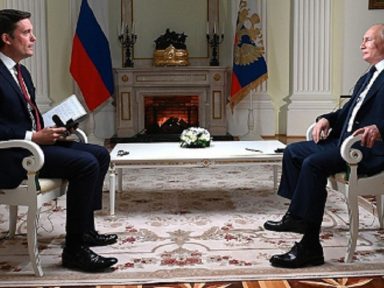“Unilateralismo e intervenção dos EUA impulsionam instabilidade global”, afirma Putin