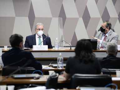 Queiroga retorna à CPI e será cobrado sobre autonomia à frente do ministério