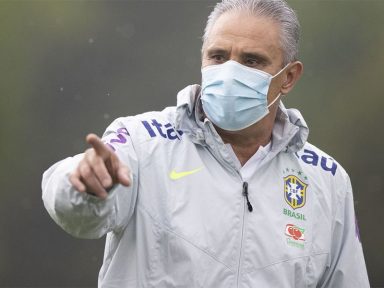 Com jogadores contrários ao evento, Tite não garante Seleção na Copa América durante pandemia