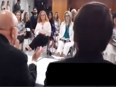 “Gabinete da sombra” se reuniu ao menos 27 vezes na sala de Bolsonaro