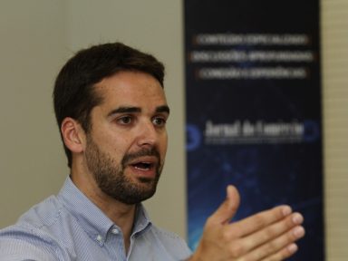 STF obriga Bolsonaro a se explicar em 5 dias sobre ofensas a Eduardo Leite
