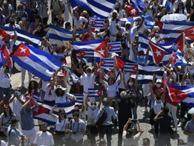 “Em paz e diálogo, Cuba construirá uma sociedade sempre mais justa e fraterna”, diz o Papa
