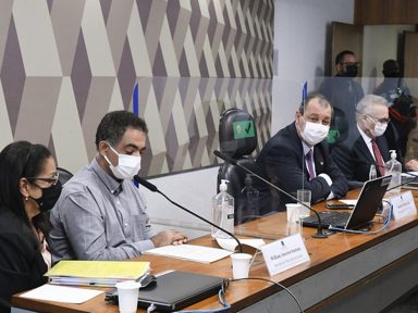 Consultor da Saúde confirma versão de Luis Ricardo sobre caso da vacina Covaxin