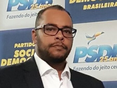 Presidente e líderes do PSDB paulistano criticam apoio de Garcia a Bolsonaro