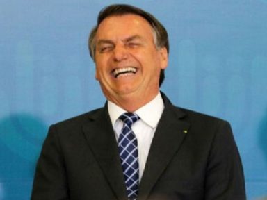 Bolsonaro aumenta gás a R$ 100 e culpa governadores